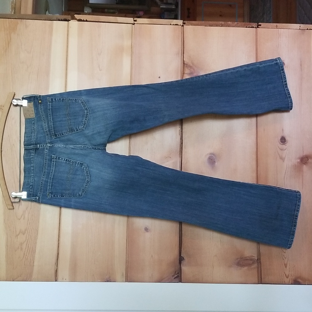 Lucky Brand Size 4 "Sweet 'N Low"  5-Pocket Jeans - Picture 3 of 9